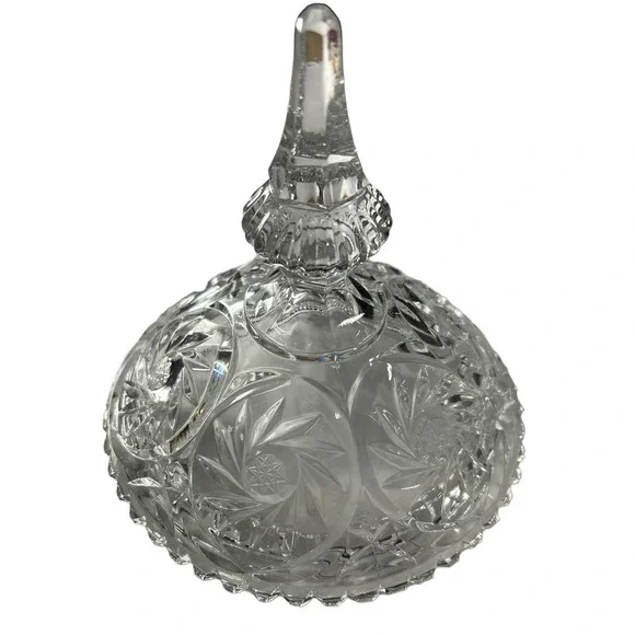 Beautiful Vintage Glass Candy Dish with Legs 6" wide - Picture 3 of 6